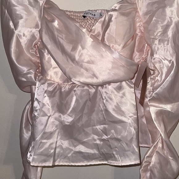 🌹NWT/JUST FAB BEAUTIFUL TOP - Picture 4 of 9